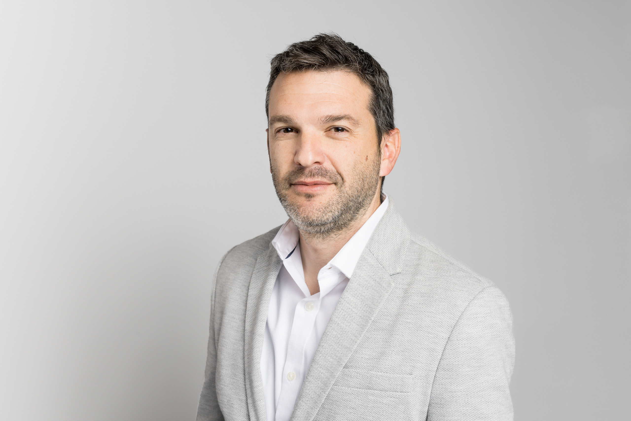 עידו בלושטיין